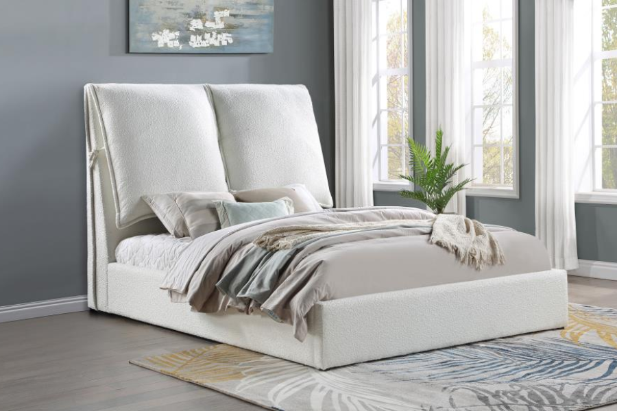 Gwendoline Upholstered Eastern King Panel Bed White 306040KE