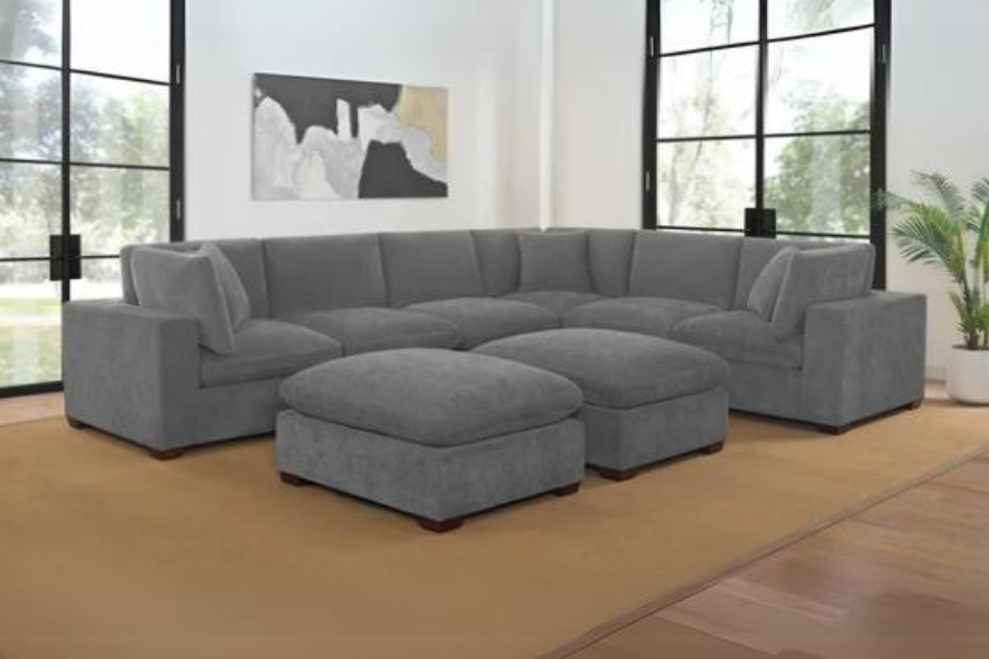 Thomasville Lowell 8 - piece Modular Sectional